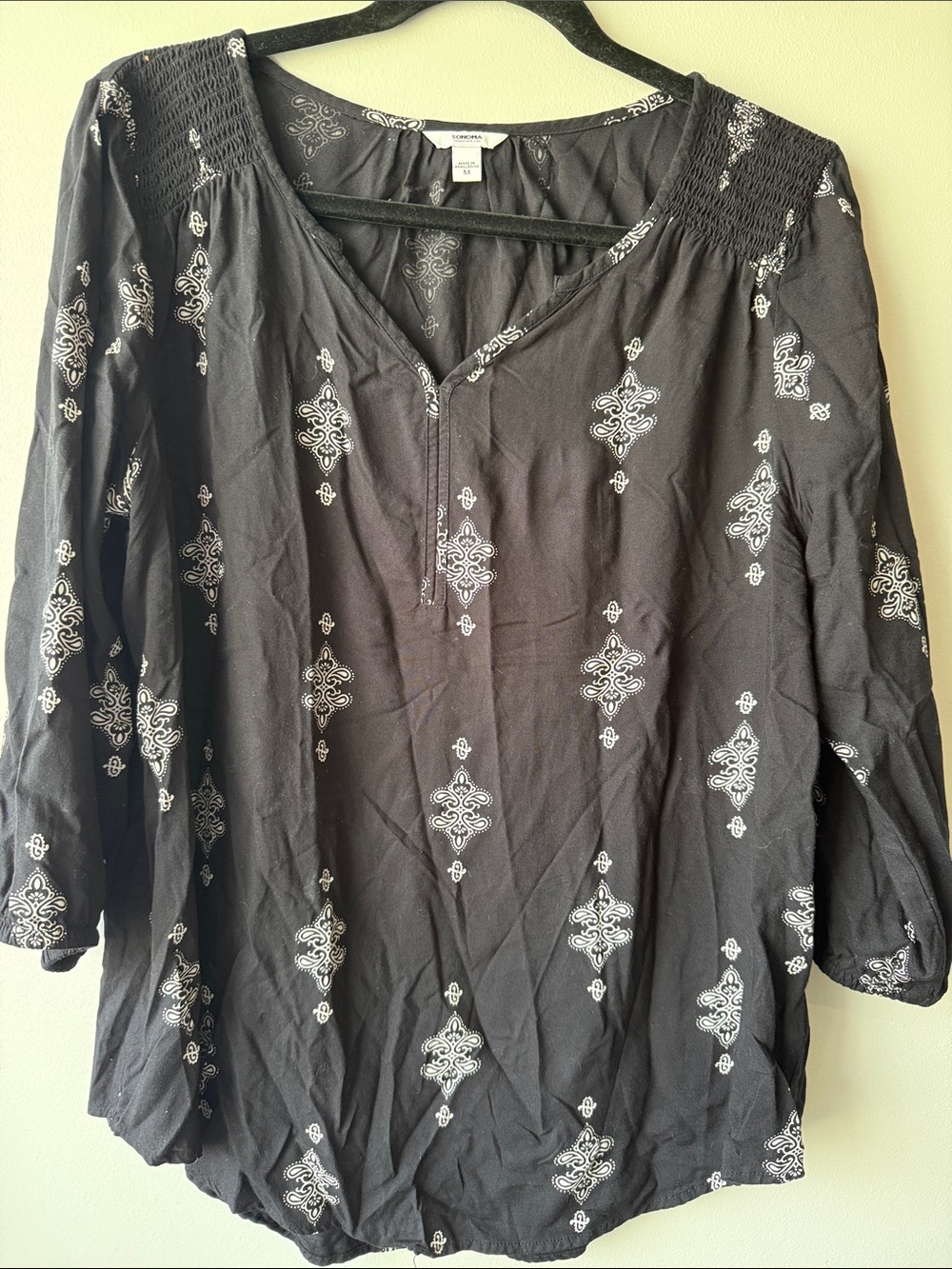 Sonoma Black Tunic Top with White medallions embroidered accents medium